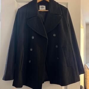 Black peacoat with a vintage Vibe